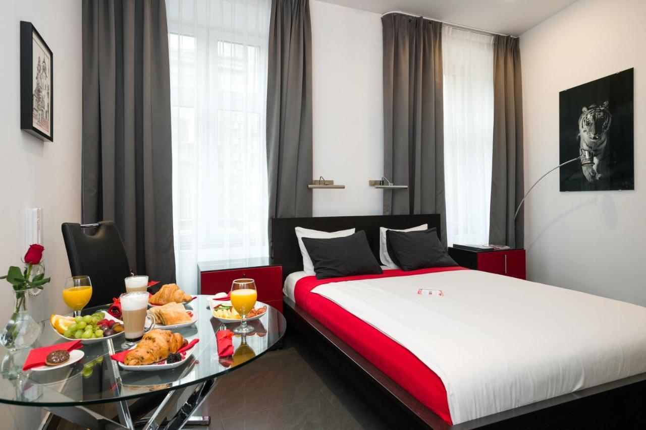 Komorowski Luxury Guest Rooms Kraków Zewnętrze zdjęcie