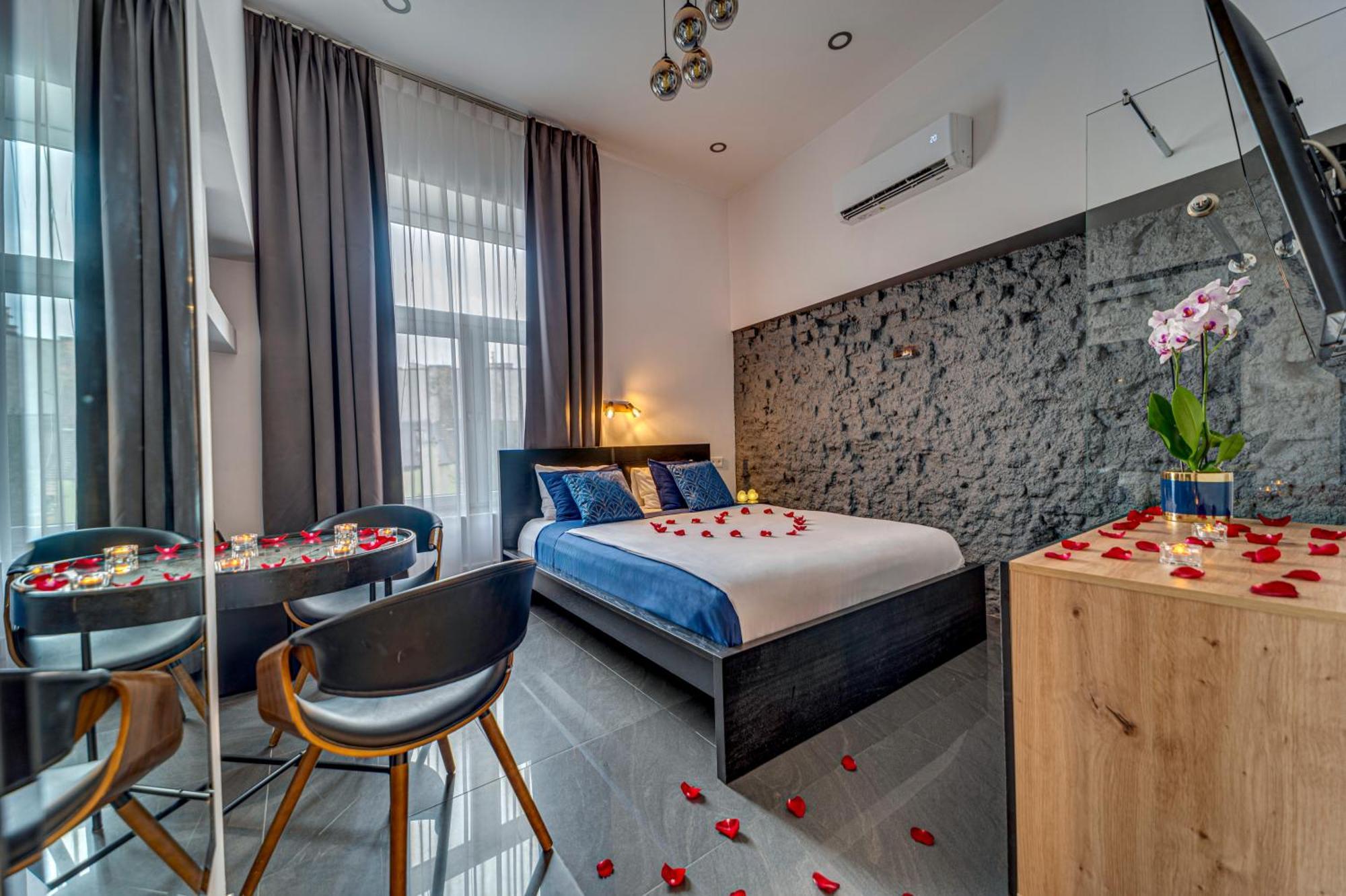 Komorowski Luxury Guest Rooms Kraków Zewnętrze zdjęcie